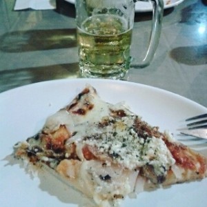 Pizza cuatro estaciones
