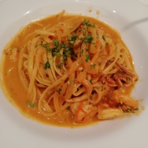 Platos Principales - Pasta Marinera