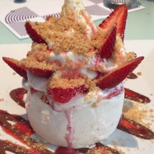 Pavlova de fresa