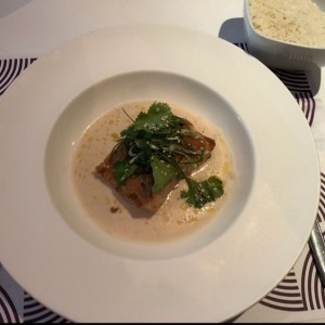 Pargo en salsa de coco con arroz basmati