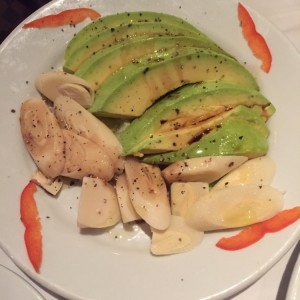 Ensalada de Agucate y Palmito..! Buena..!