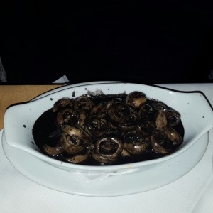 Calamares en su tinta 