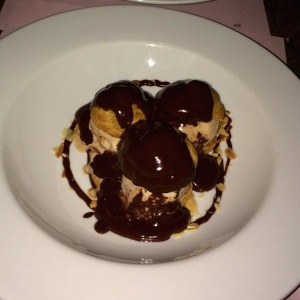 Profiteroles