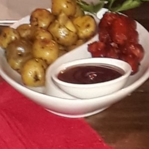 Entrada - Chistorras con papas colombianas