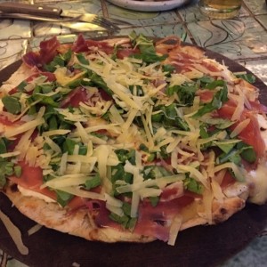 jamon serrano y rucula
