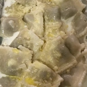 Ravioli de Carne con Crema, Buenos