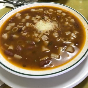 Minestrone, Muy Bueno