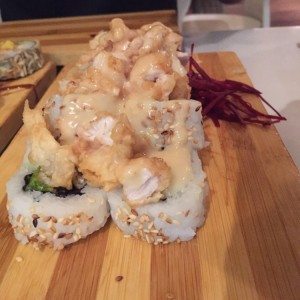 Fuji chicken rol.