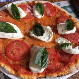 Pizza Capresa