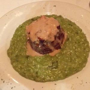 carne rellena y risotto espinacas 