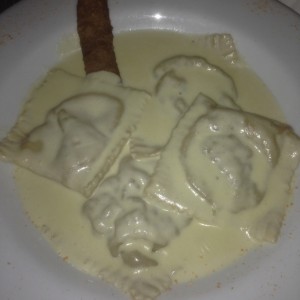 Raviolis de queso y carne