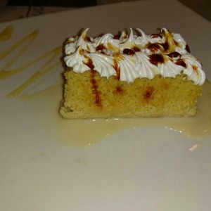 Torta tres leches