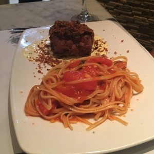 Lomito Sellado con Linguini Fileto