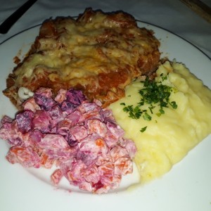 Milanesa de Res Parmesana.
