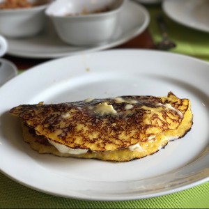 Los domingos de desayunos presenta la alternativa de deliciosas cachapas, como morder una tierna mazorca