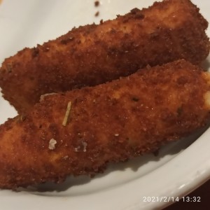 ENTRADAS - Dedos de queso
