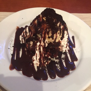 Brownie con helado