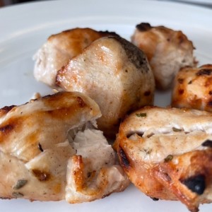 Espetada de pollo