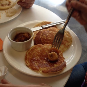 Panquecas con confitura de cambur 