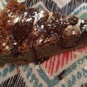 Torta de Pan con salsa de chocolate