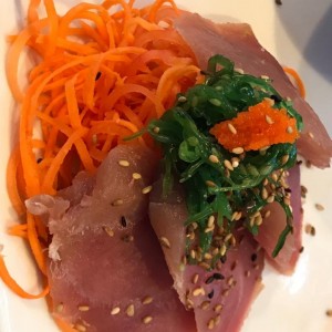 Sashimi de Atun, Muy Bueno
