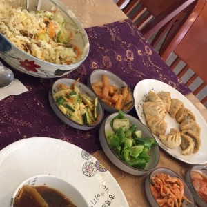 bibimbap y mandu 