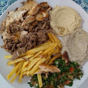 plato mixto de shawarma