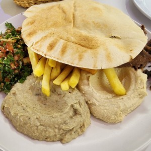 Plato de shawarma mixto