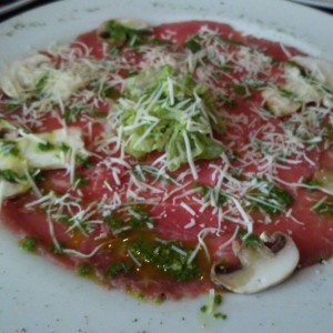 Carpaccio de lomito