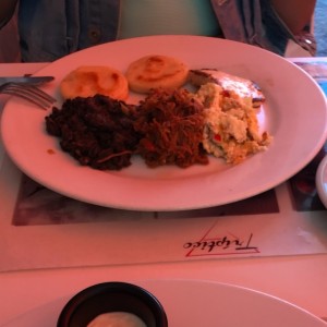 Desayuno Criollo