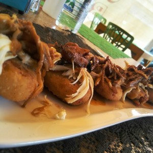 Arepitas de Chicharron