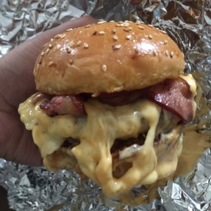 Hamburguesa de punta trasera
