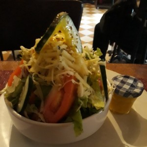 ensalada von tocineta y papas