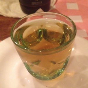 shot de cocuy con parchita digestivo