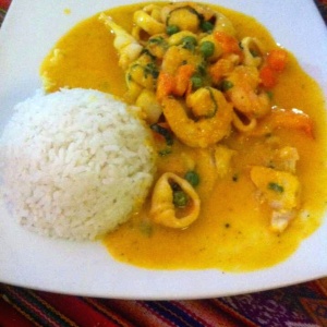 Cau cau de mariscos