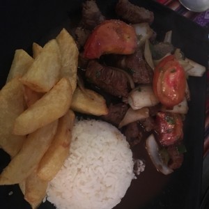 lomo salteado(saltado)
