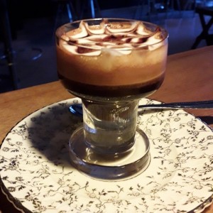 Macchiatone con base de chocolate