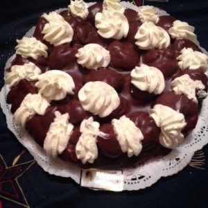 Torta de Profiterol