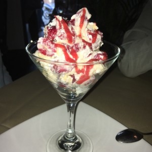 merengon de fresa. el mejor postre!