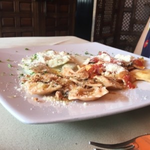trio de raviolis