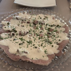 ENTRADAS - VITELLO TONNATO
