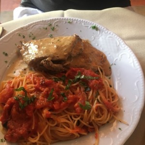 Lomito con pasta al filetto