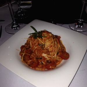 Linguini con salchicha italiana