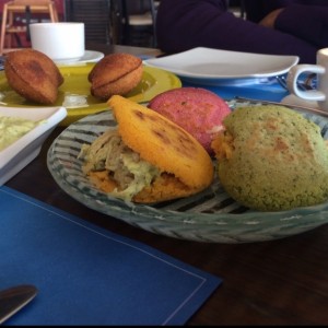 Trio de arepitas