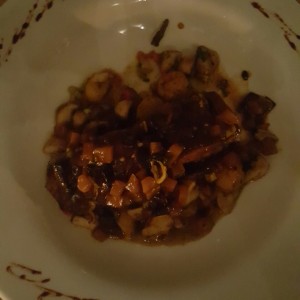 Dorado en salsa de hongos