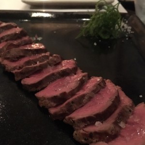 tataki de lomito, b r u t a l