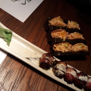 Datiles envueltos en tocino y Tacos Spice Tuna