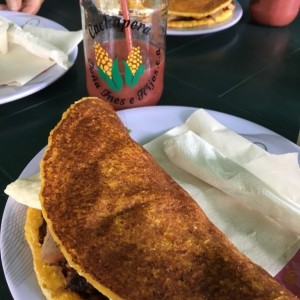 Cachapa grande mixta.