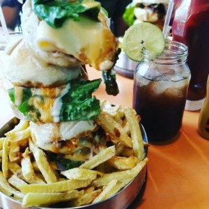 Pool Burguer