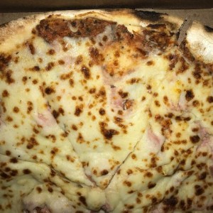 Pizza Parmesana, Excelente